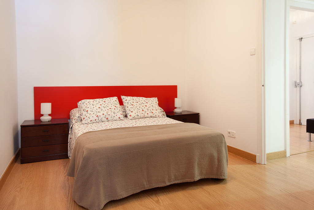 Click&Flat Floridablanca Apartment Barcelona Ruang foto